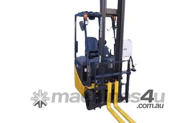 Komatsu FB10M-12 electric forklift 1T