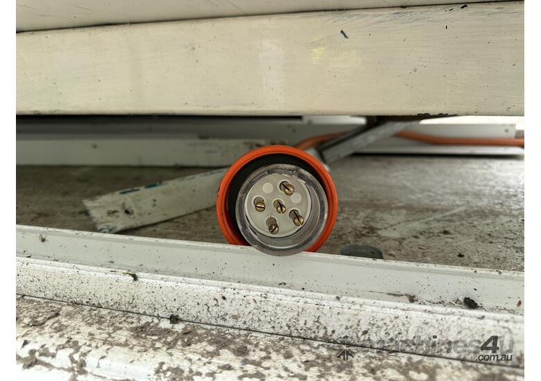 2 x pallets of Dismantled Cool Room