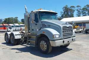 Mack   Metroliner Csmr