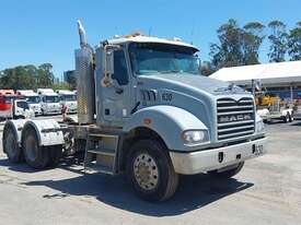 Mack CSMR - picture0' - Click to enlarge