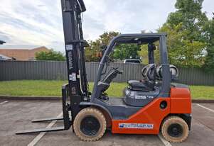 Wollongong Forklift: 2018 Toyota 2.5T LPG, 3-Stage Standard Mast, 6m Lift!