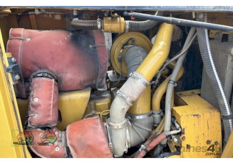 (8188) D8T mine spec Dozer -