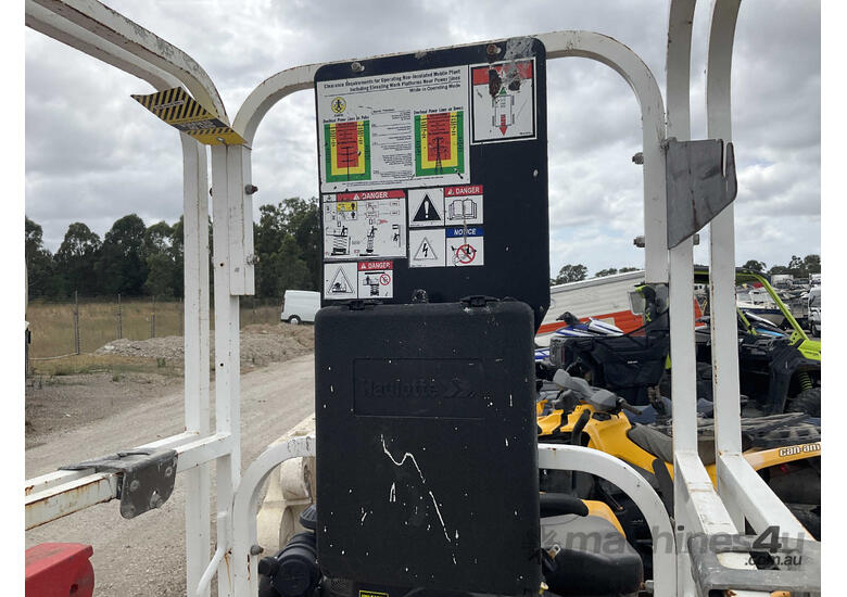 2020 Haulotte Scissor Lift