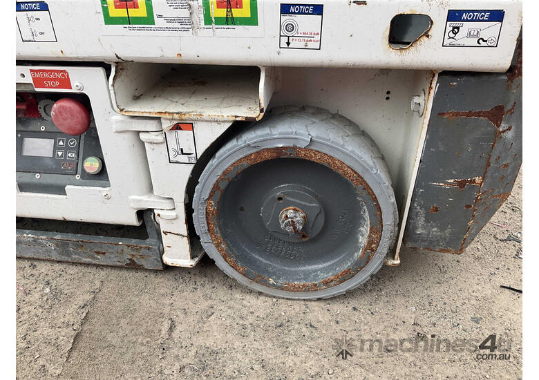 2020 Haulotte Scissor Lift