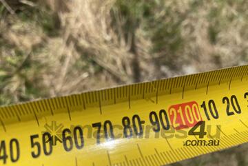 Quantity of Feed Cages Round