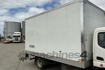 Hino 2022   300 616 Pantech