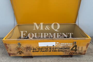 M & Q Equipment C160/C200 Toggle Cylinder