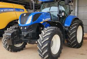 New Holland 2022   T7.230