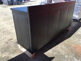 Unused Workshop bench, with 20 drawers - picture2' - Click to enlarge