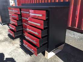 Unused Workshop bench, with 20 drawers - picture1' - Click to enlarge