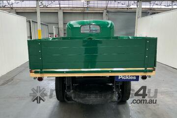 1948 Bedford K Model Tray back