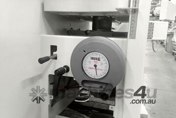 Thicknesser Handwheel with Gravitational numerical readout