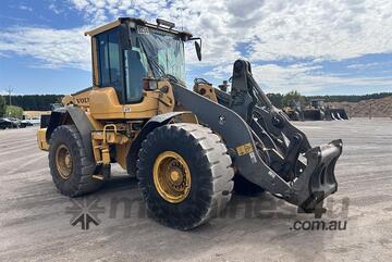 Volvo   L90F