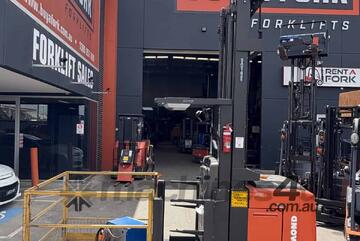 2017 RAYMOND - 540-OPC30TT ORDER PICKER