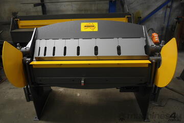 Hydraulic Panbrake Folder1250mm x 2mm Australian Made With 12 Months Warranty Hydraulic Panbrake Folder1250mm x 2mm Australian Made With 12 Months Warranty