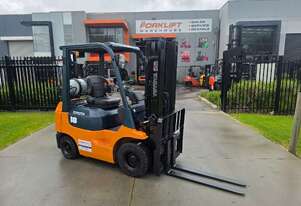 Toyota Forklift 1.8T Container Mast (Unit#:U1037)