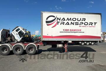 2011 Maxitrans ST3 Tri Axle Roll Back Refrigerated Pantech A Trailer