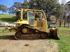 Caterpillar D5N XL Bulldozer - picture1' - Click to enlarge