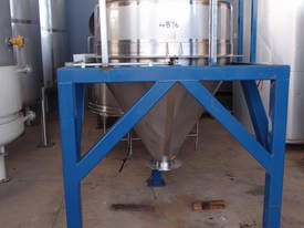 Powder Hopper (Stainless Steel) Capacity 0.8 Cu Mt. - picture0' - Click to enlarge