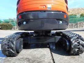 KUBOTA 2.2 Ton Mini Excavator with Expandable trac - picture2' - Click to enlarge