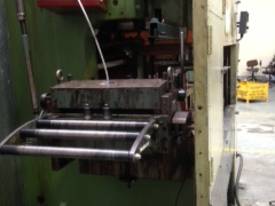 200T Press Singe crank CLEARANCE SALE - picture0' - Click to enlarge