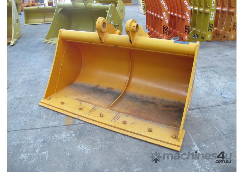  SEC 20 Ton Mud Bucket for Hitachi ZX200 - Includes Pin, 1830mm Width