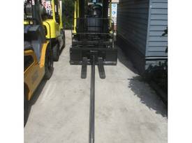Carpet/Turf Pole - Dedicated New Attachment #A09D - picture0' - Click to enlarge