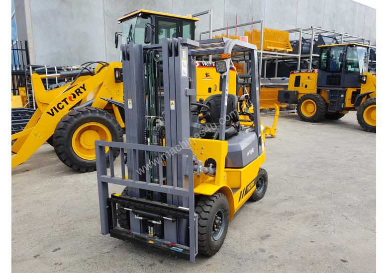 caption Victory VF18G Std dual fuel Forklift