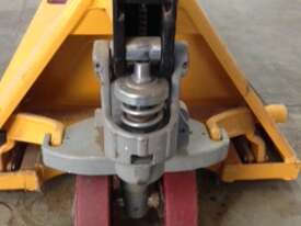 Hand pallet truck 2500kg - picture1' - Click to enlarge