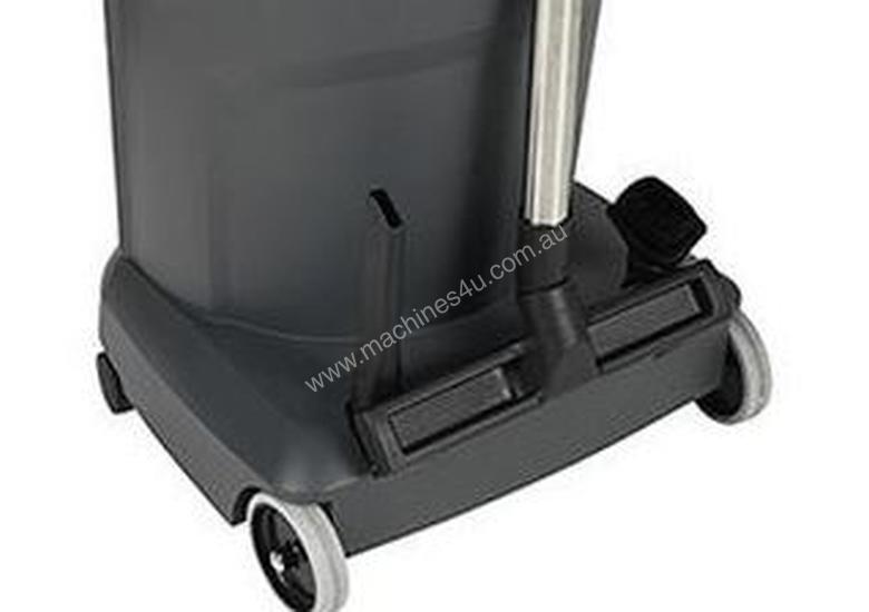 Click to view full size photos Nilfisk Basic Wet & Dry Commercial Vacuum VL500 35