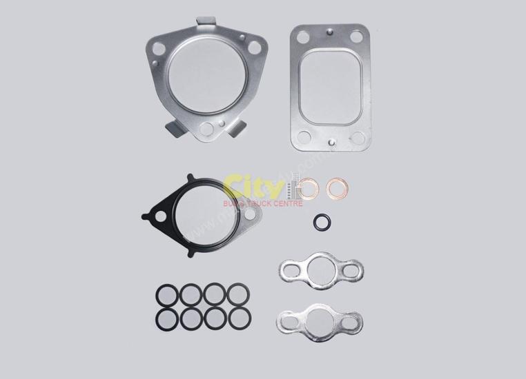 caption New Toyota Coaster N04CT Turbocharger & Gasket Kit