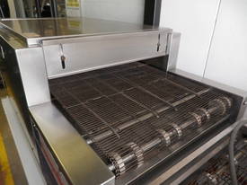 	 Starline CompuBake Countertop Conveyor Pizza Ove - picture1' - Click to enlarge