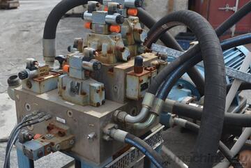 Large Hydraulic Valve Manifold and directi
