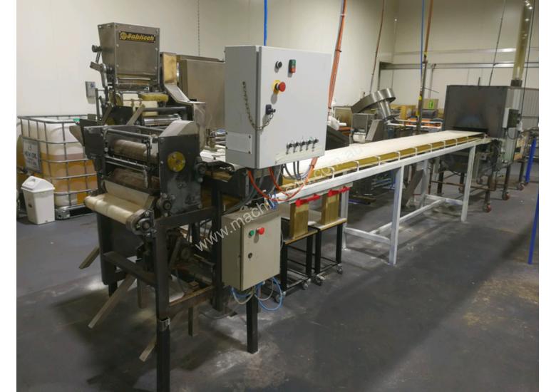 caption Lebanese / Flat Bread production line