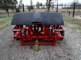 Toro HC4000 Aerator Tillage Equip - picture2' - Click to enlarge