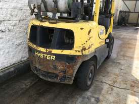 LPG 2.5T Hyster Forklift - picture1' - Click to enlarge