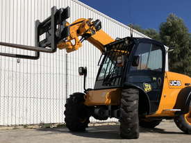 2008 JCB 527-55 4WS - picture1' - Click to enlarge