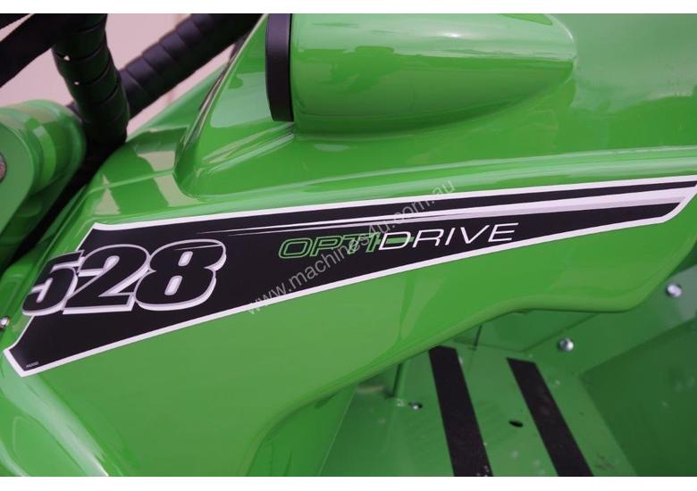caption Avant 528 Loader W/ 4 in 1 Bucket