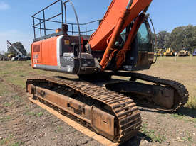 Hitachi ZX270 Tracked-Excav Excavator - picture2' - Click to enlarge