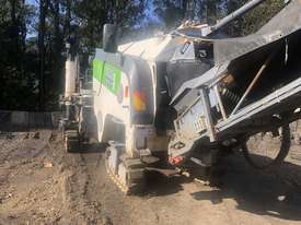2007 Wirtgen W100F - picture2' - Click to enlarge