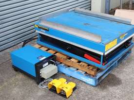 Electrically Operated Scissor Lift - picture1' - Click to enlarge