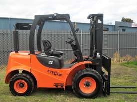 Rough Terrain Forklift - New Everun Australia RT25 - picture0' - Click to enlarge