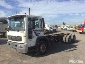 2006 Volvo FL6 - picture1' - Click to enlarge