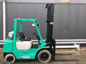 Mitsubishi FG25 LPG / Petrol Counterbalance Forklift - picture0' - Click to enlarge