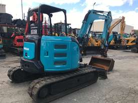Used airman ax55u s.n.51423 5.5 Tonne Excavator  - picture0' - Click to enlarge