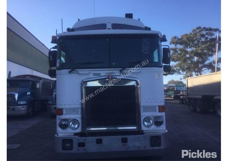 caption 2008 Kenworth K108