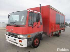 2002 Hino FD2J - picture2' - Click to enlarge