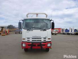 2014 Isuzu FSS550 - picture1' - Click to enlarge
