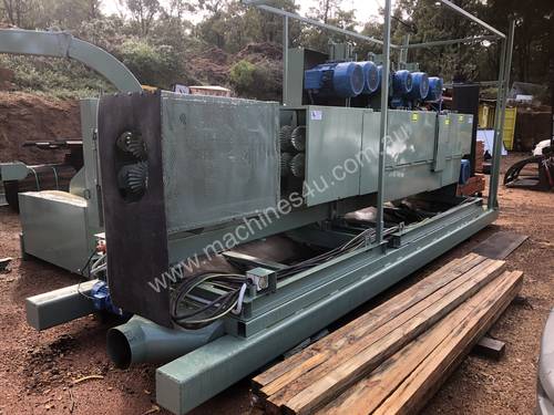 1 pass small log milling system