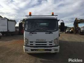 2009 Isuzu FRR500 - picture1' - Click to enlarge